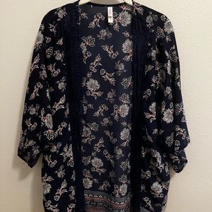 Xhilaration Lightweight Kimono Cardigan